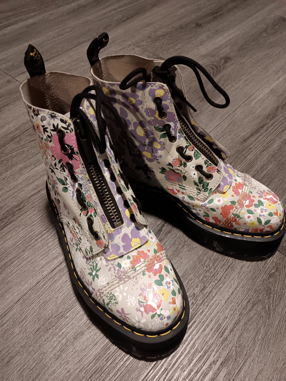Dr. Martens Sinclair